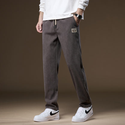 Large Number Of Young And Middle-aged E-Commerce & Business Casual Trousers