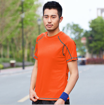 QUESHARK Professional Men Quick Dry Running T Shirt Loose Tops Breathable Camping Hiking Cycling T-shirts Tees M-8XL Asian Size