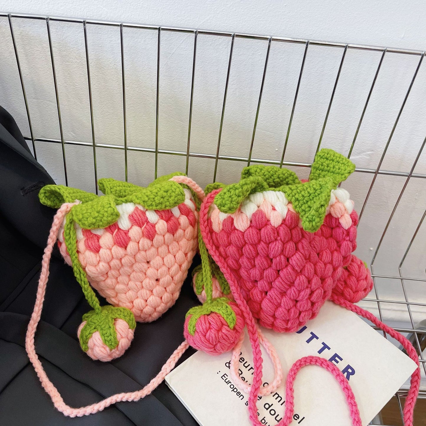 Wool Crochet Gradient Strawberry Shape Bag Knitting