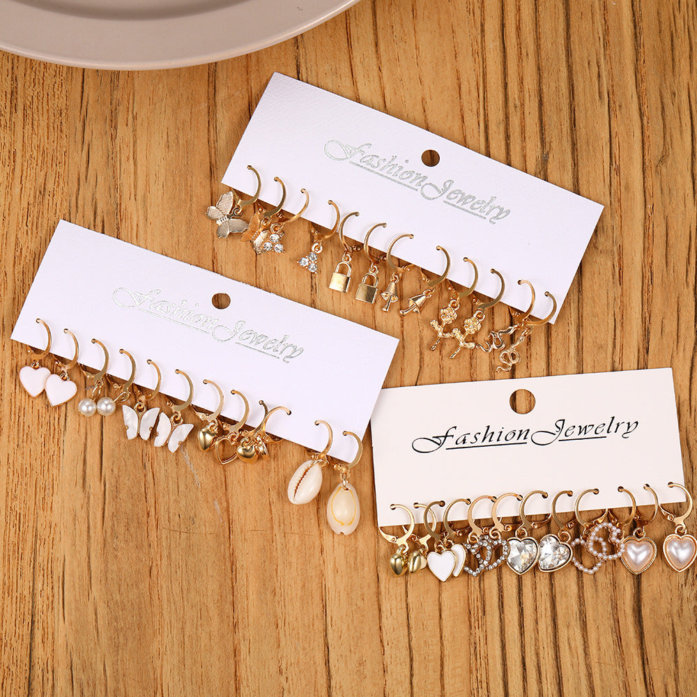 Creative Simple Temperament Pearl Hearth-shaped Earrings