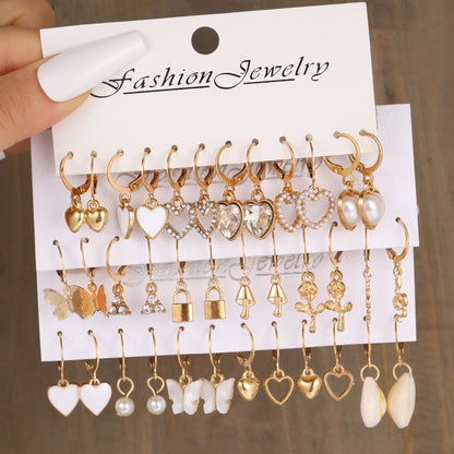 Creative Simple Temperament Pearl Hearth-shaped Earrings