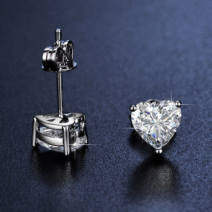 Fashionable Simple And Cute Single Diamond Heart-shaped Stud Earrings